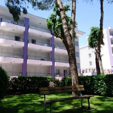 Apartment Welcoming With Pool - Beahost *